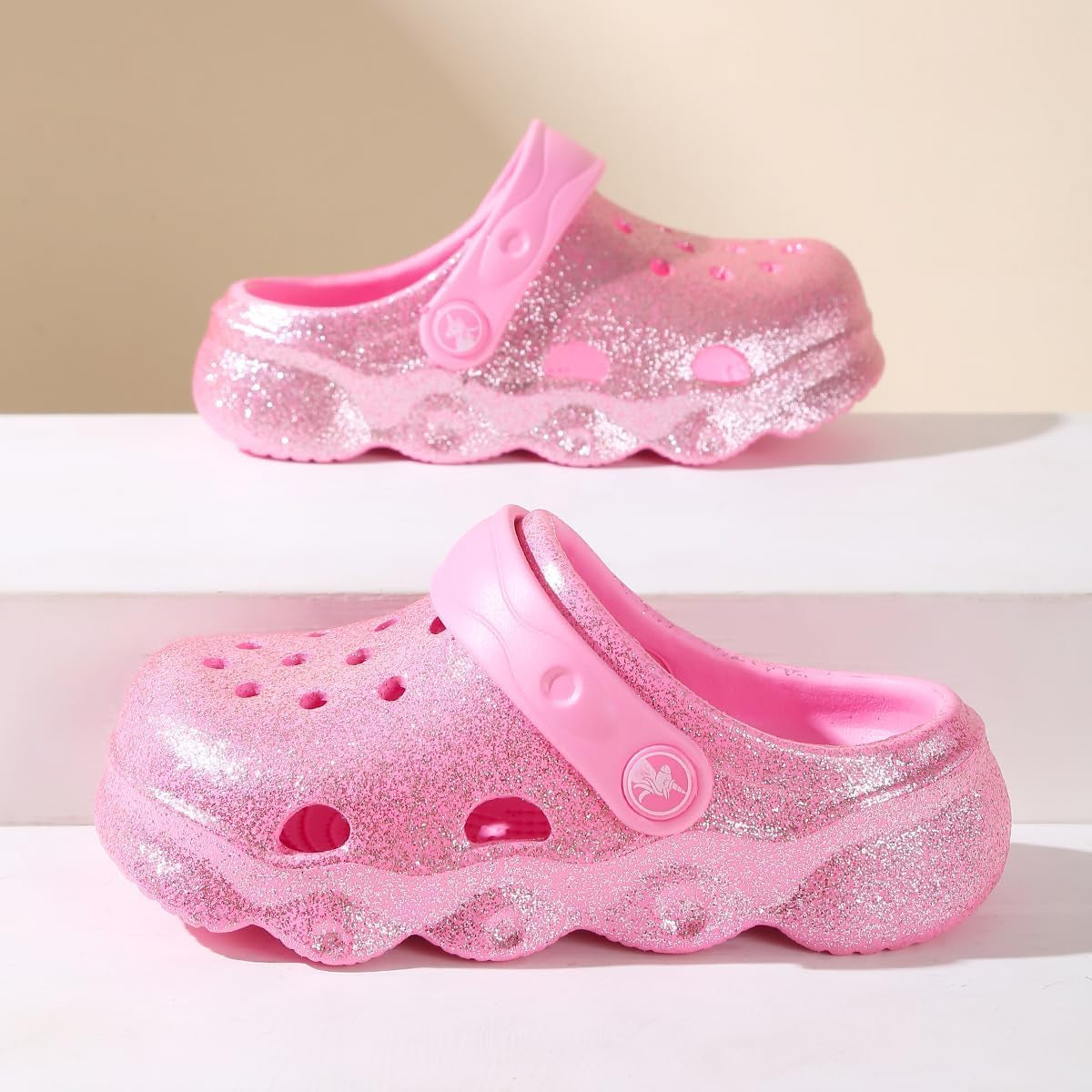Girls' Clogs for Toddlers & Kids Lightweight Garden Shoes Breathable Slip-On Slides Sandals Slippers Children'S Beach Water Shoes